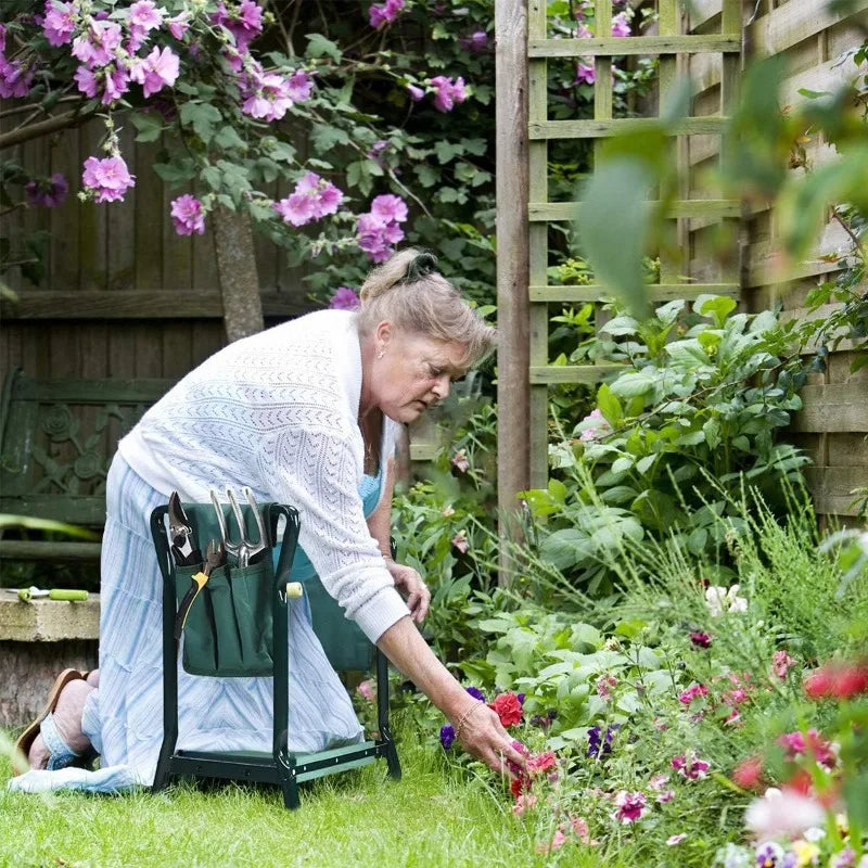 Brambleo Folding Garden Kneeler and Seat